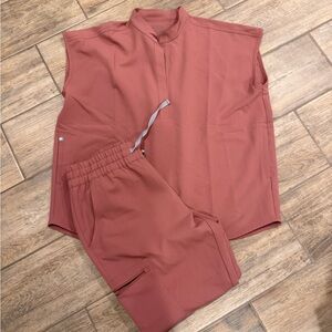 Figs Women's Scrub Set in Rust